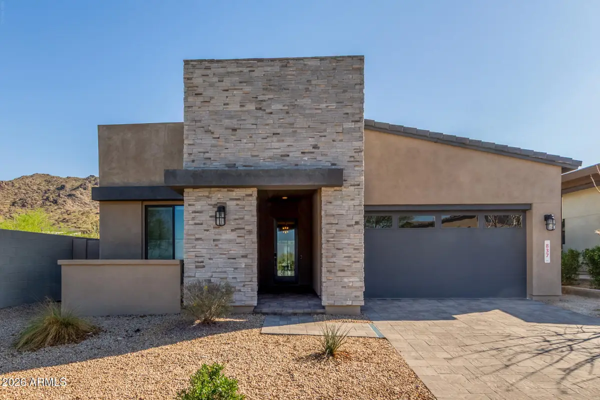 837 E Monte Way, Phoenix, AZ 85042 - #1