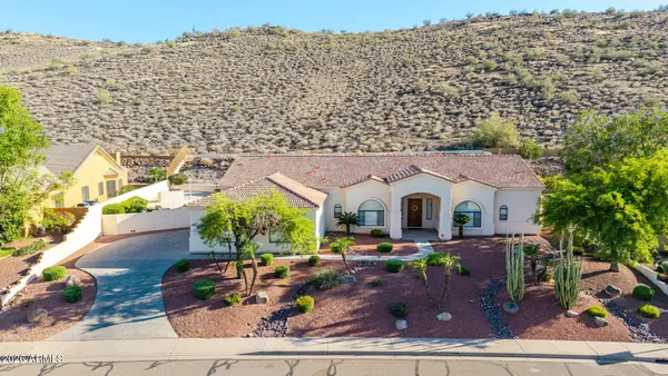 5949 W Pinnacle Hill Drive, Glendale, AZ 85310