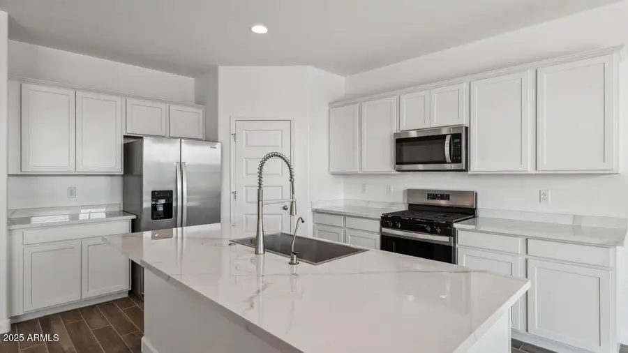 6021 E Ivory Coast Drive, San Tan Valley, AZ 85140 - #3