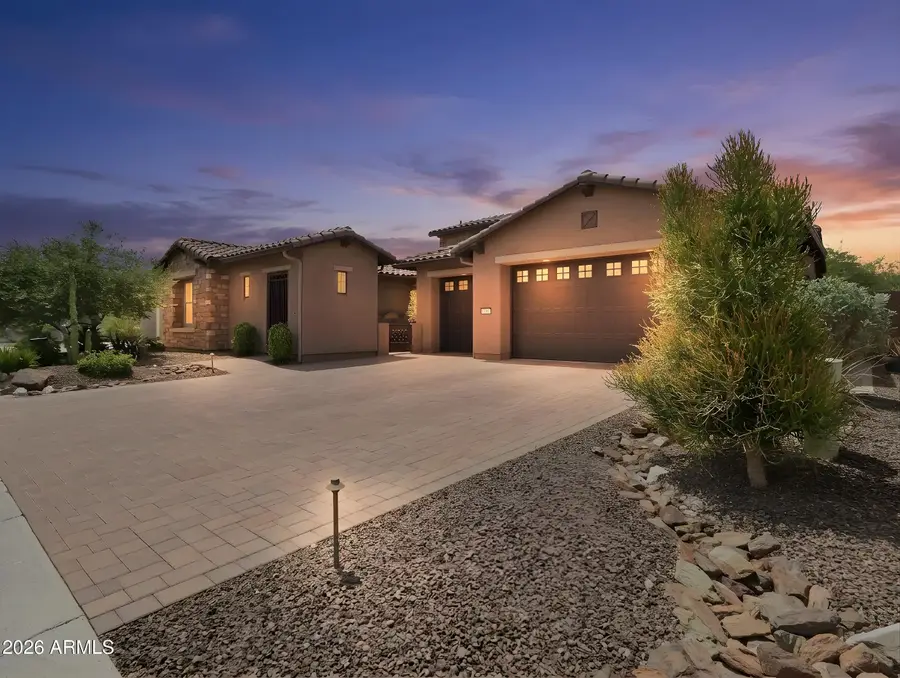 16637 W Catalina Drive, Goodyear, AZ 85395 - #3