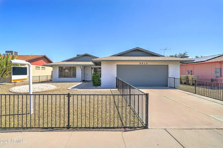 5619 W Hartford Avenue, Glendale, AZ 85308 - #2