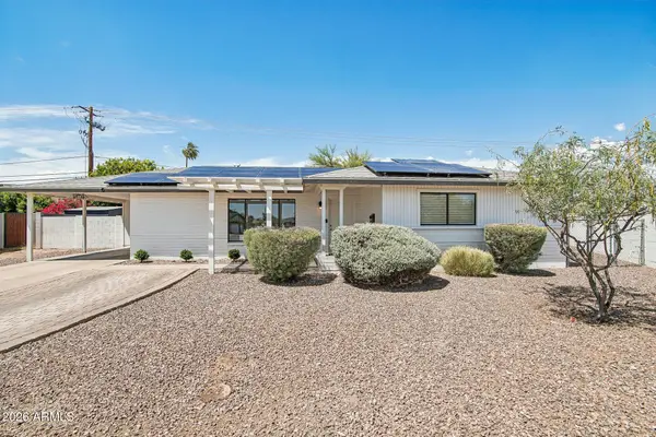 2715 N 38th Place, Phoenix, AZ 85008