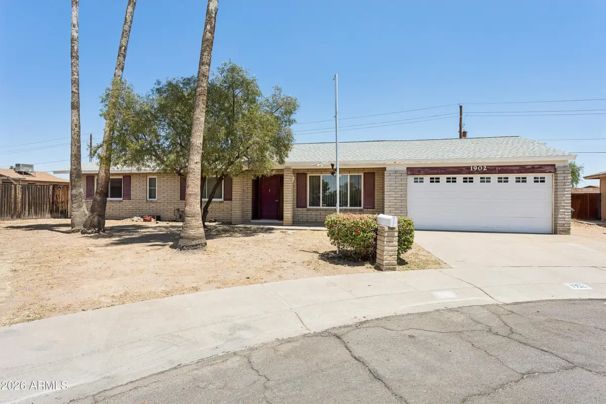 1902 W Kerry Lane, Phoenix, AZ 85027 - #1
