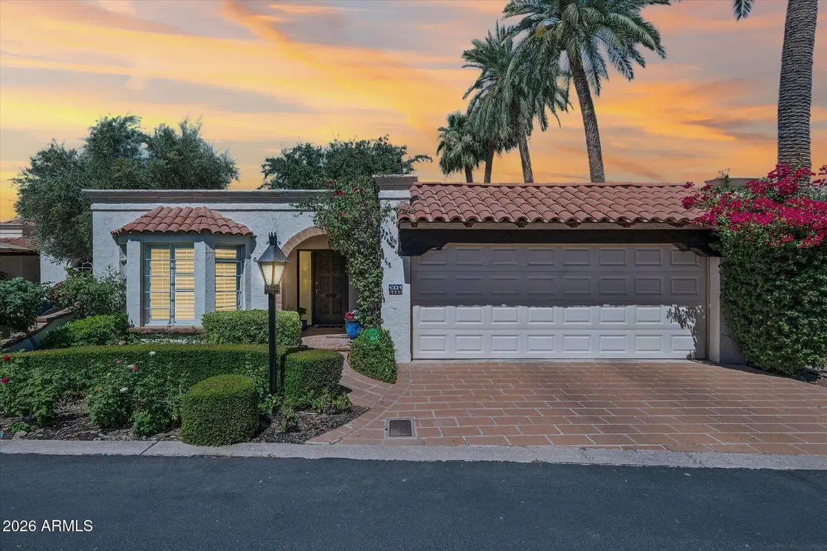 4334 N 40th Street, Phoenix, AZ 85018 - #1
