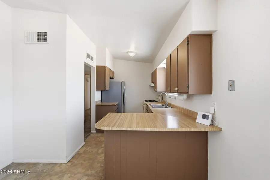 730 W Douglas Avenue, Coolidge, AZ 85128 - #3