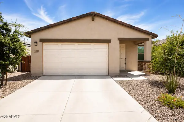 4477 W Greenleaf Drive, San Tan Valley, AZ 85144
