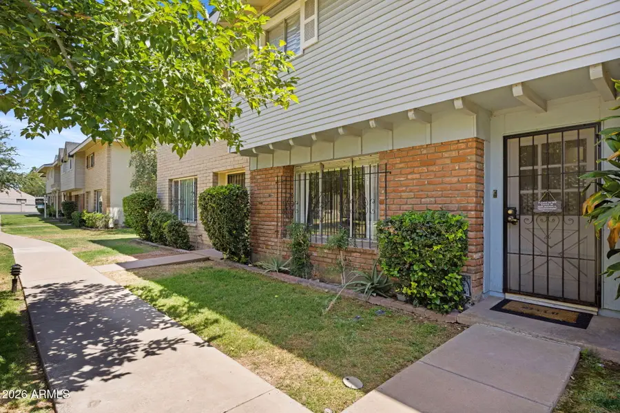 4470 E Belleview Street, Phoenix, AZ 85008 - #2