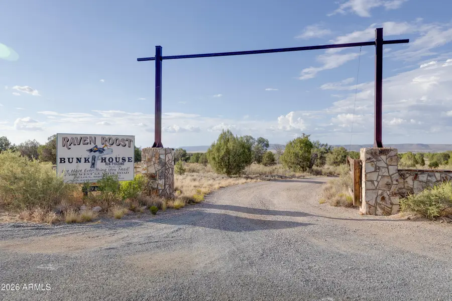2500 W Gunsite Road, Paulden, AZ 86334 - #2