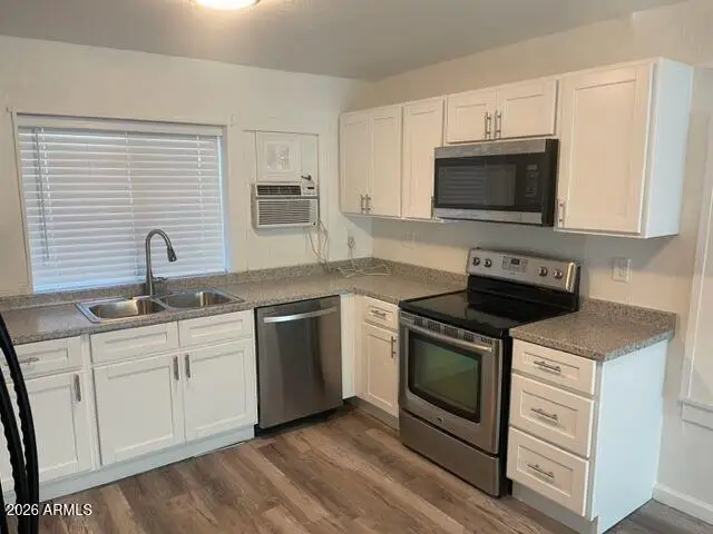 2336 N 11th Street, Phoenix, AZ 85006 - #1