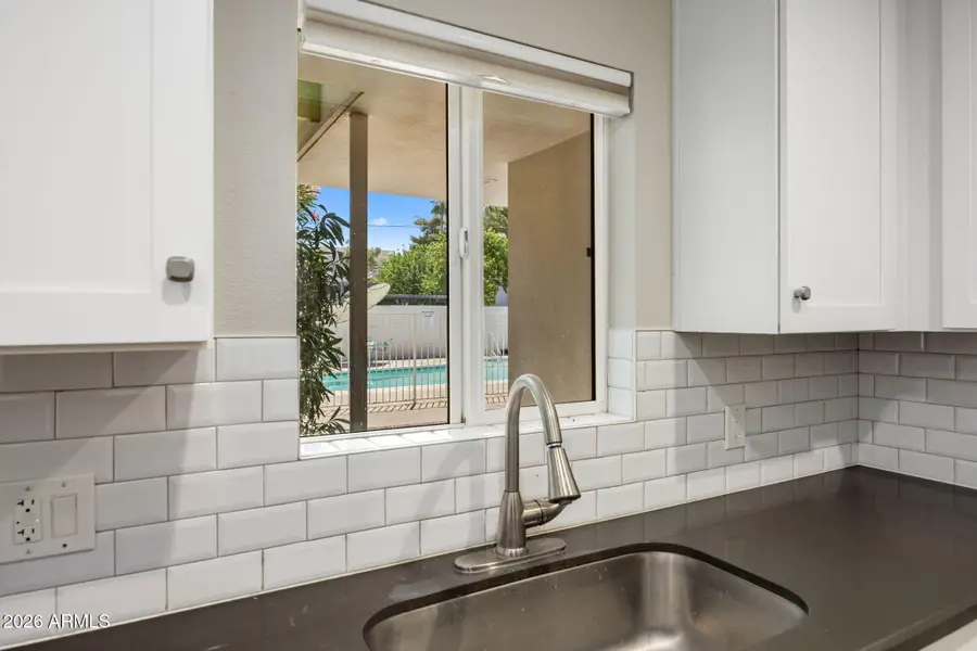 102 W Maryland Avenue #E1, Phoenix, AZ 85013 - #2