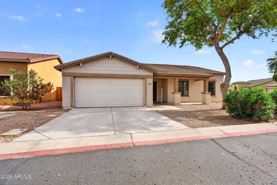 2069 E Cochise Avenue, Apache Junction, AZ 85119 - #3