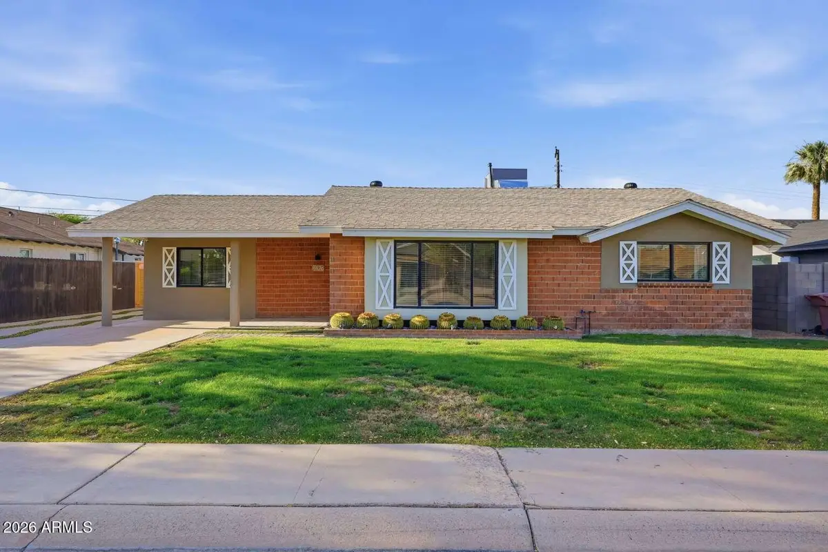 8426 E Sheridan Street, Scottsdale, AZ 85257 - #1