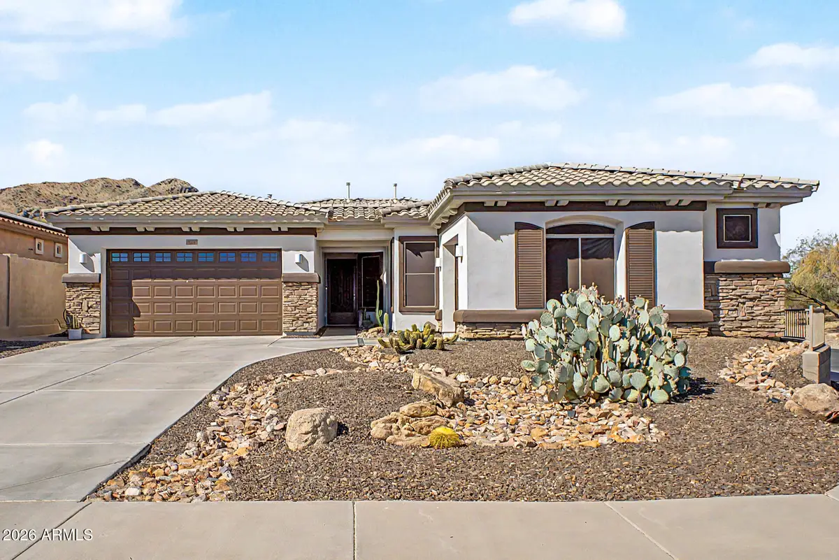 2704 W Nighthawk Way, Phoenix, AZ 85045 - #1
