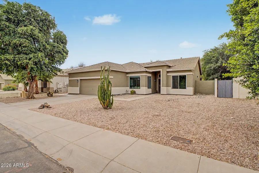 106 E Smoke Tree Road, Gilbert, AZ 85296 - #3