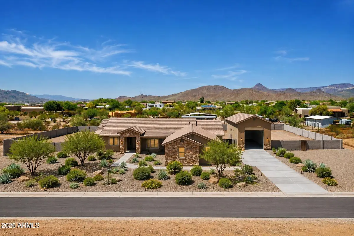 1686 E Carriage Lane, Phoenix, AZ 85086 - #1
