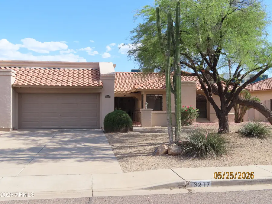 3217 E Desert Cove Avenue, Phoenix, AZ 85028 - #2