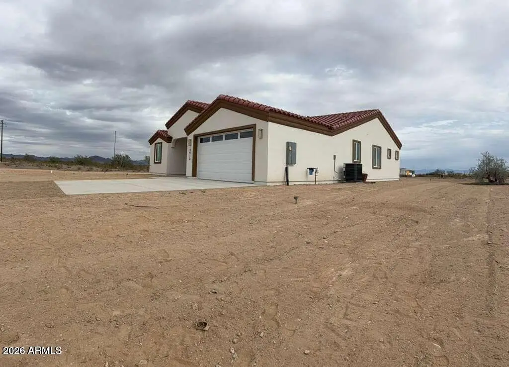 5913 N 425th Avenue, Tonopah, AZ 85354 - #1