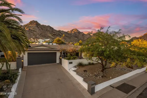 2432 E Piestewa Peak Drive, Phoenix, AZ 85016