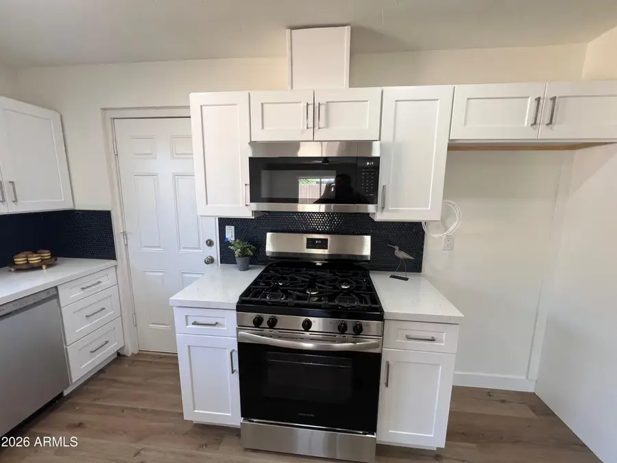 3818 W Ruth Avenue, Phoenix, AZ 85051 - #3