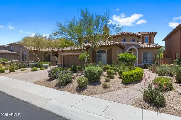 3939 E Crest Lane, Phoenix, AZ 85050