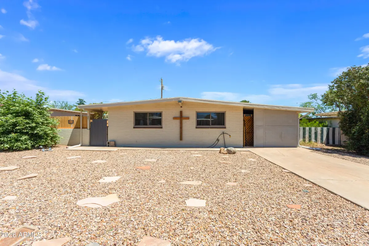 301 W Busby Drive, Sierra Vista, AZ 85635 - #1