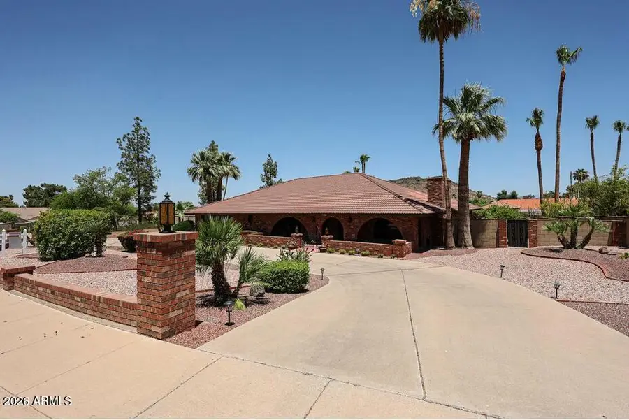 1322 W Aster Drive, Phoenix, AZ 85029 - #2
