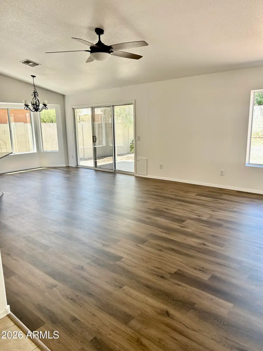 108 W Behrend Drive, Phoenix, AZ 85027 - #3