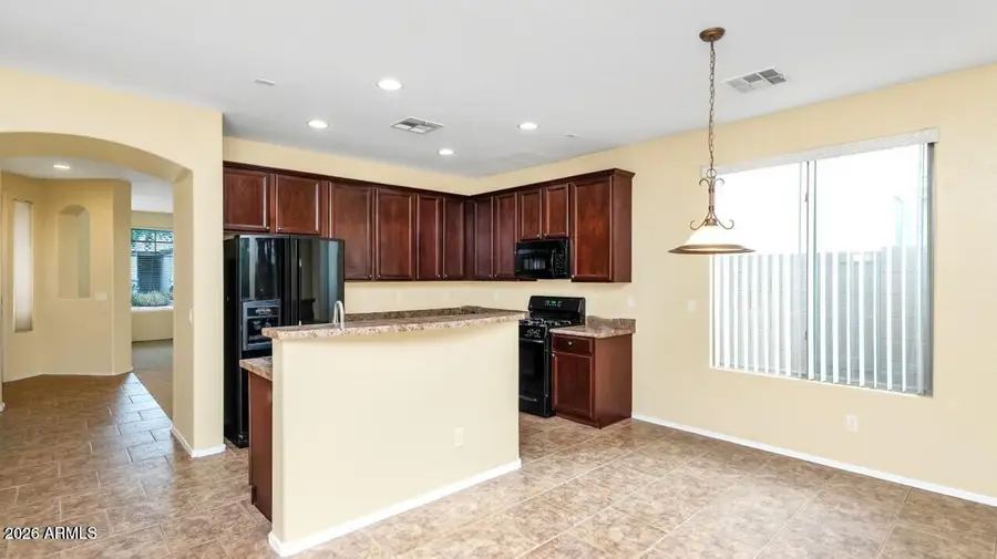6013 W Park View Lane, Glendale, AZ 85310 - #2