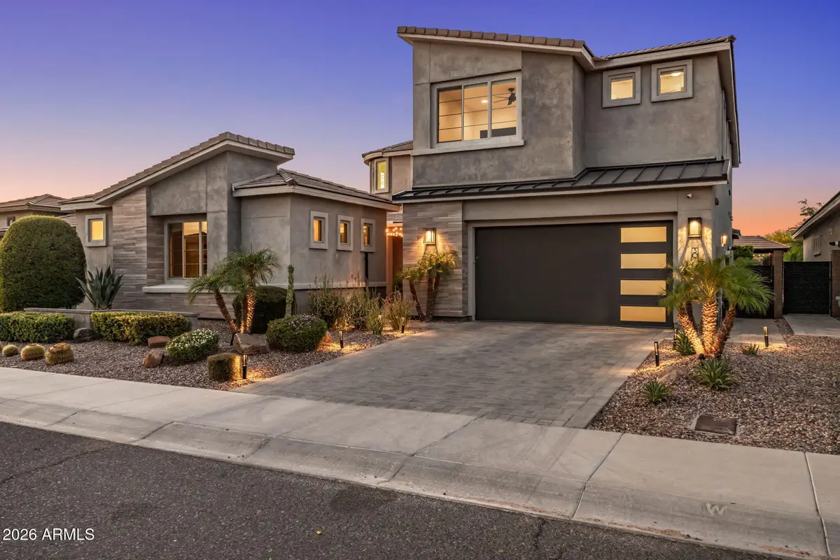 3020 E Los Gatos Drive, Phoenix, AZ 85050 - #1