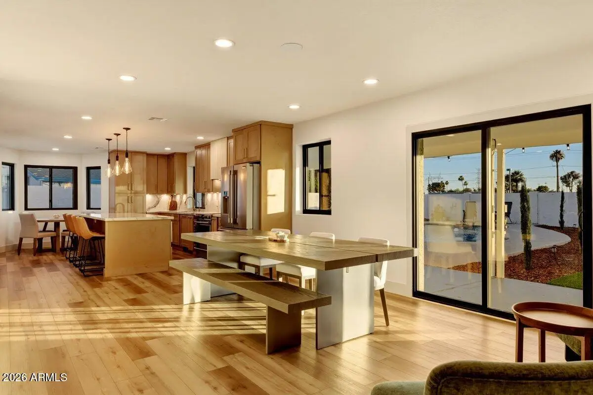 740 N Oracle --, Mesa, AZ 85203 - #1