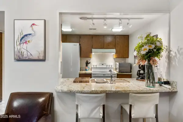 3033 E Devonshire Avenue #3003, Phoenix, AZ 85016