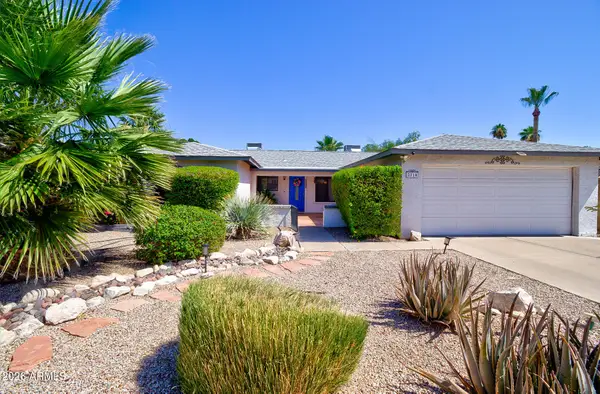 2718 W Meseto Circle, Mesa, AZ 85202