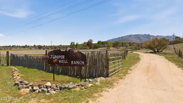 10262 W Tough Country Trail, Skull Valley, AZ 86338