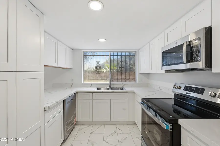 4427 W Dahlia Drive, Glendale, AZ 85304 - #3