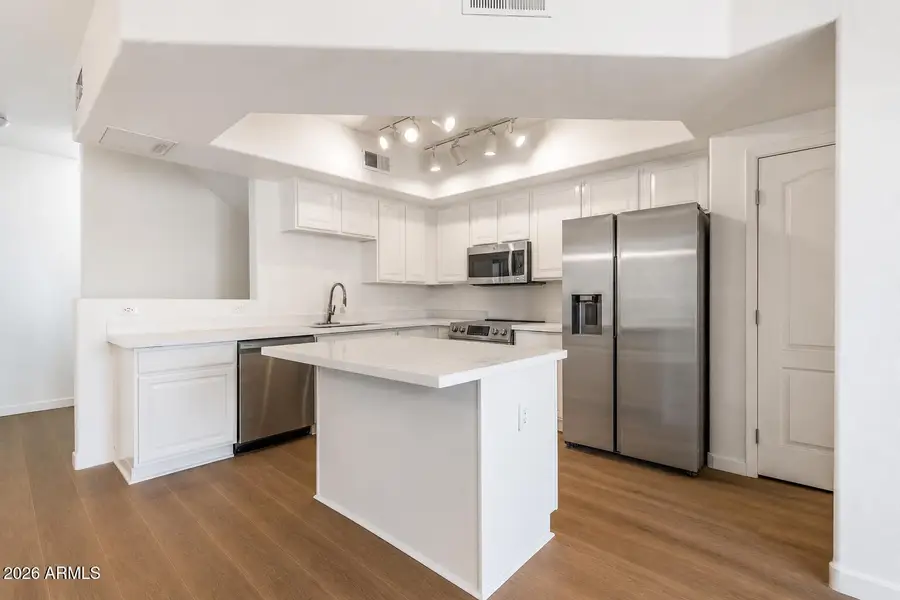 2401 E E Rio Salado Parkway -- #1040, Tempe, AZ 85288 - #3