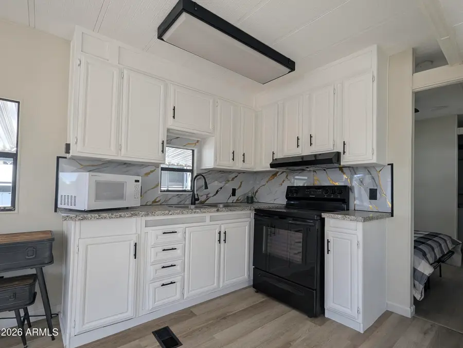106 E Hedge Drive, Florence, AZ 85132 - #3