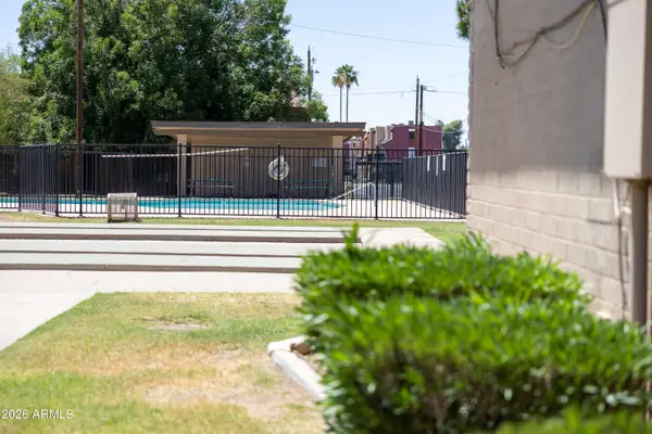 6746 N 43rd Avenue, Glendale, AZ 85301