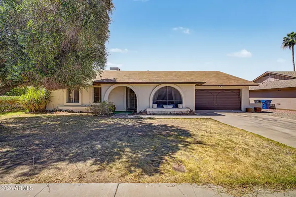 6029 W Desert Hills Drive, Glendale, AZ 85304