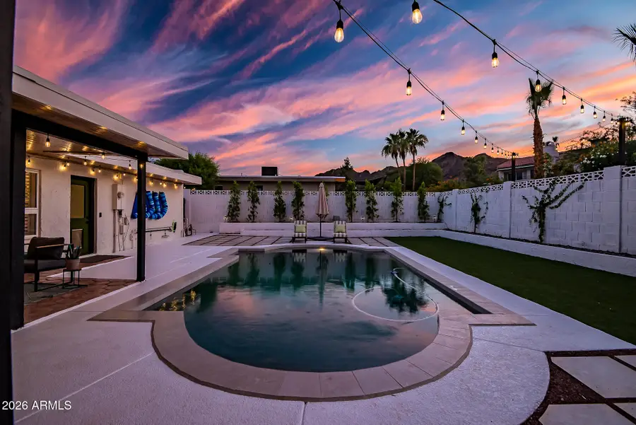 2438 E Cheryl Drive, Phoenix, AZ 85028 - #2