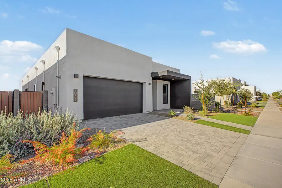 10262 E Utah Avenue, Mesa, AZ 85212 - #3