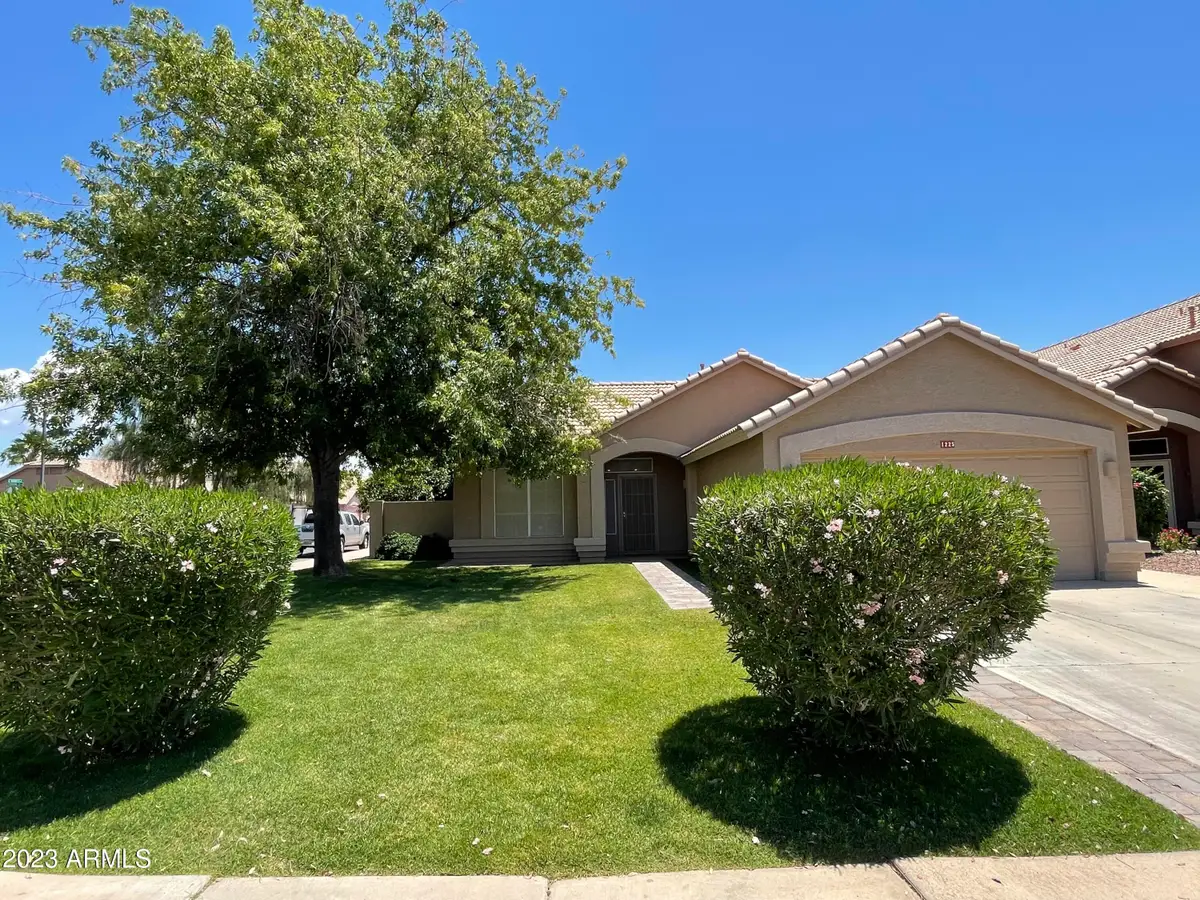 1225 S Sierra Street, Gilbert, AZ 85296 - #1