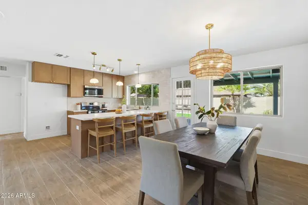 3205 N Woodburne Drive, Chandler, AZ 85224