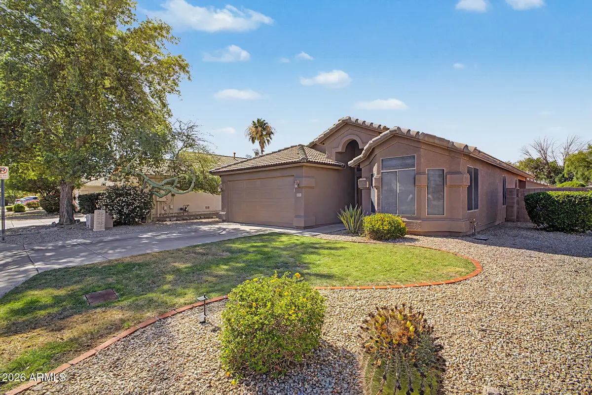 3056 E Sweetwater Avenue, Phoenix, AZ 85032 - #1