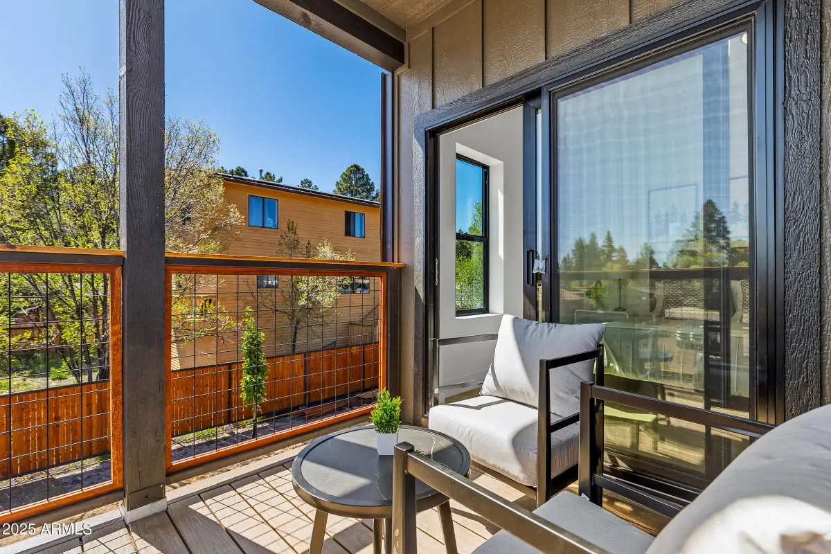 302 W Oak Avenue #4, Flagstaff, AZ 86001 - #1