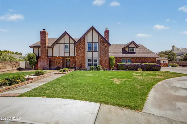 2451 N Forest Circle, Mesa, AZ 85203
