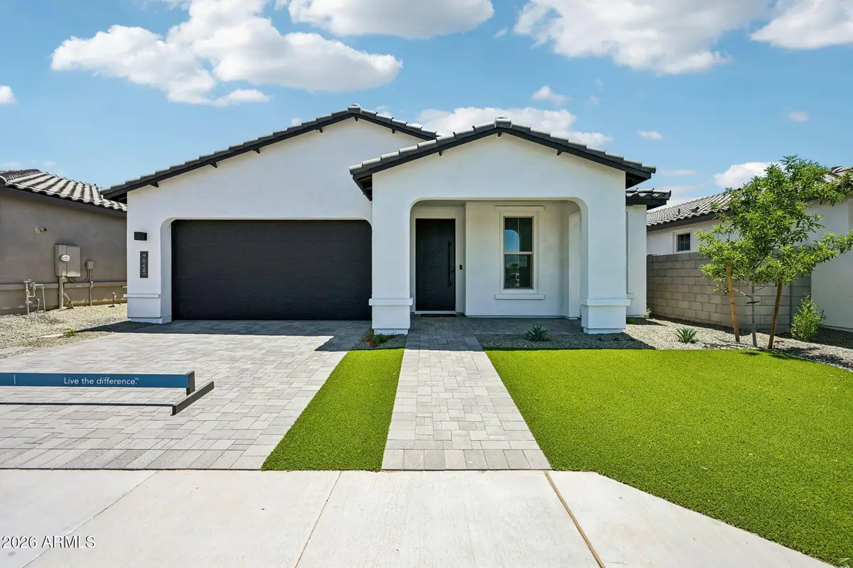 7955 W Loma Lane, Peoria, AZ 85345 - #1