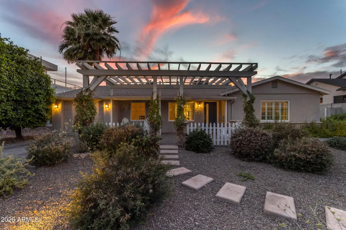 4126 N 44th Place, Phoenix, AZ 85018 - #1