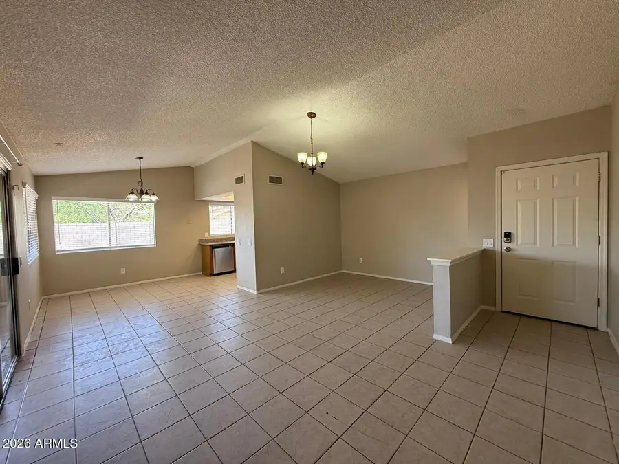 6910 W State Avenue, Glendale, AZ 85303 - #2