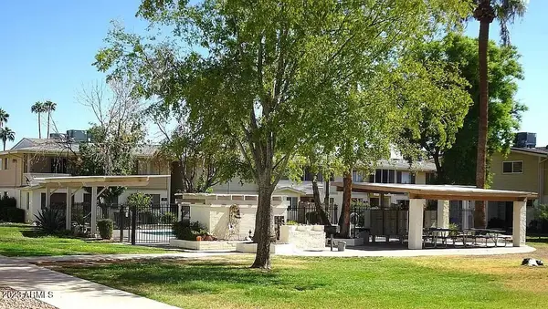 8211 E Garfield Street #J218, Scottsdale, AZ 85257