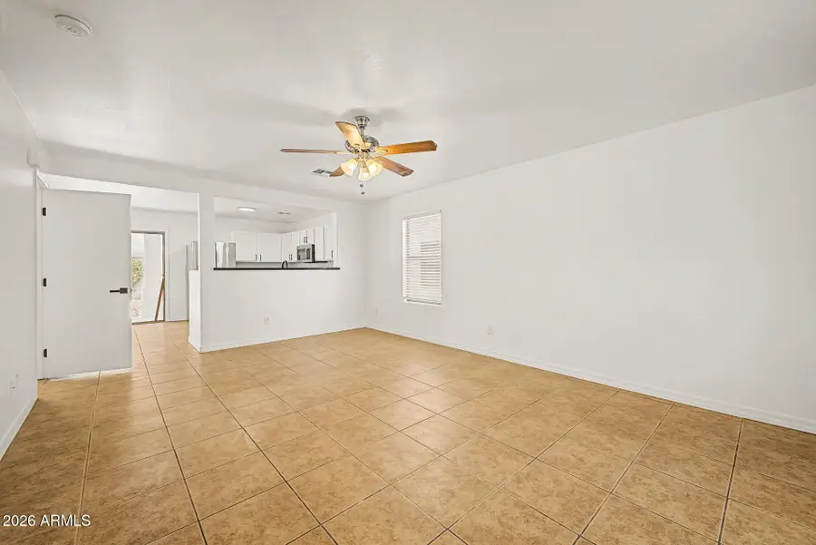 2527 E Meadow Creek Way, San Tan Valley, AZ 85140 - #3
